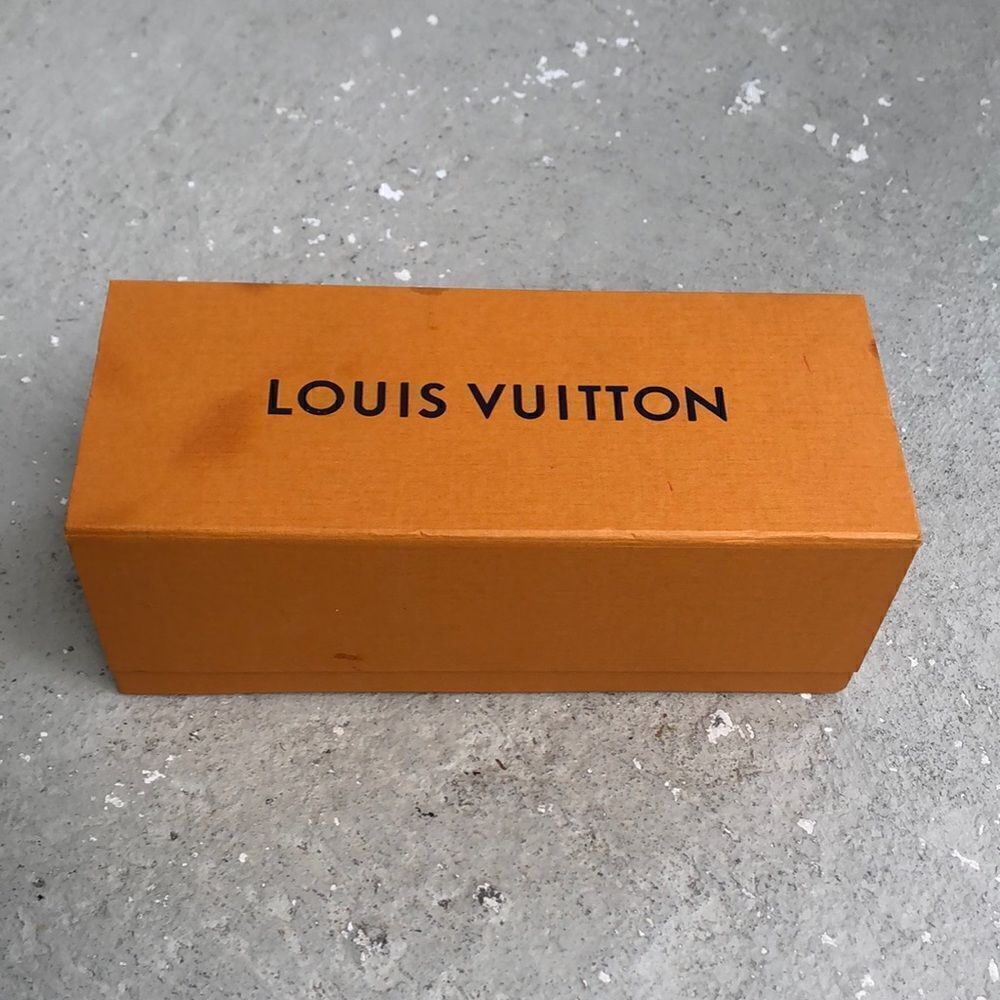 Louis  Vuitton  storage box